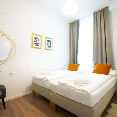 Bright Boutique Apartment Located 15 Min From Stephansdom Wiedeń Zewnętrze zdjęcie